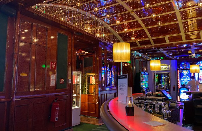 Dinner & Casino Abend im Casino Wien Dinner-und-Casino-Abend-im-Casino-Wien-glamour