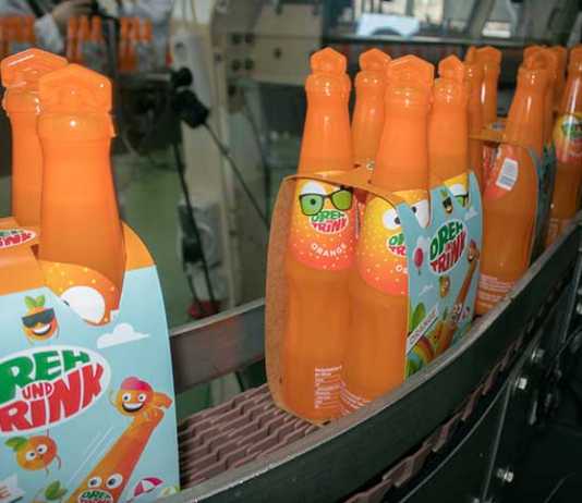 Pressereise ins Dreh und Drink Werk Dreh-und-Drink-4er-packs-in-produktion