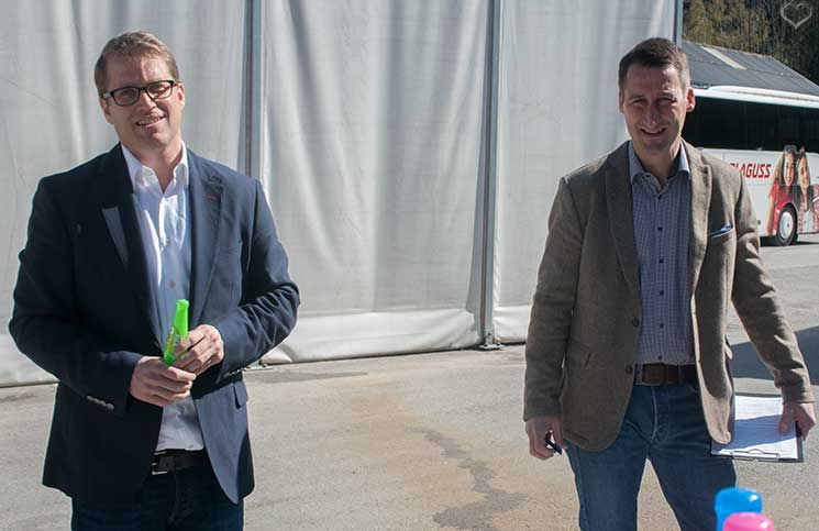 Dreh-und-Drink-geschäftsführer-hofer
