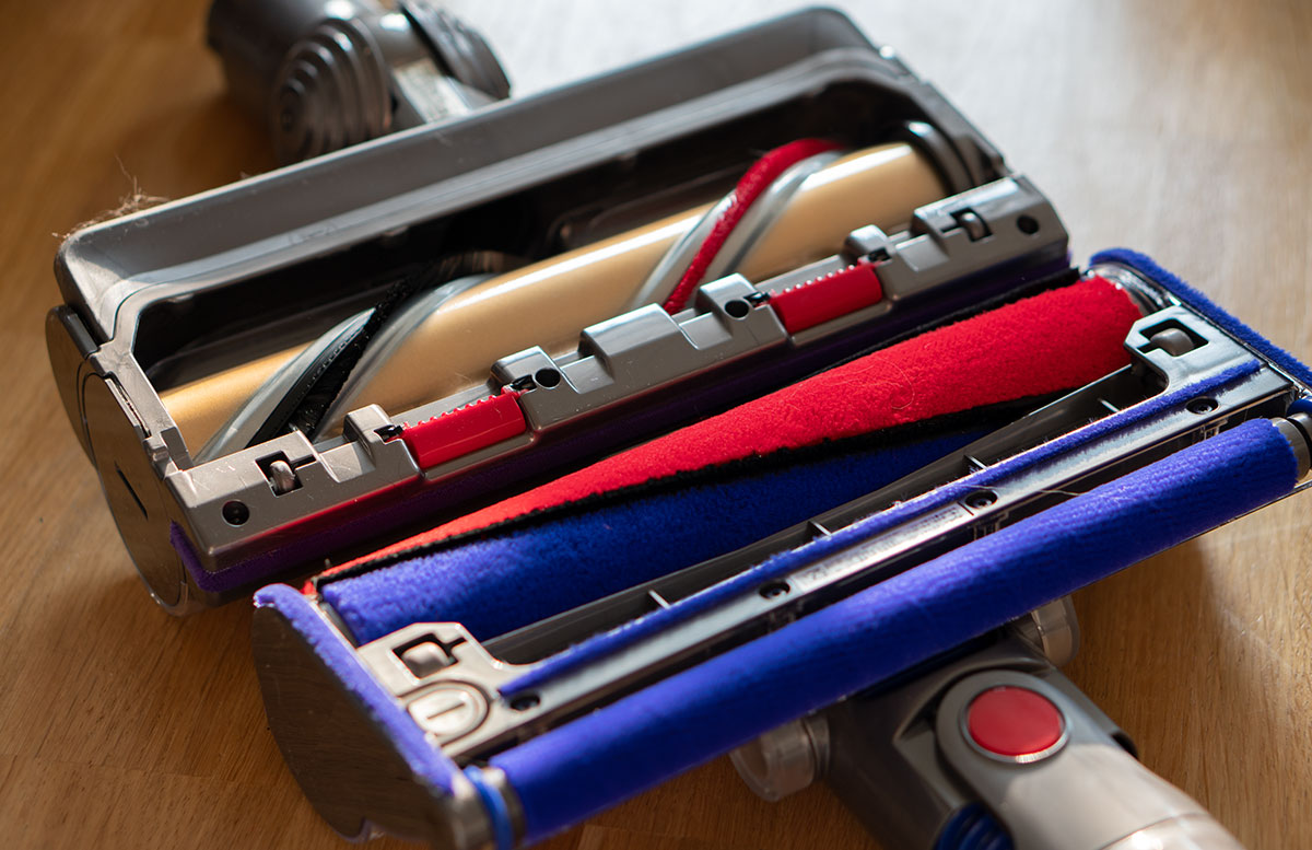 Dyson-V11-Absolute-Pro-Staubsauger-düsen-teppich-parkett