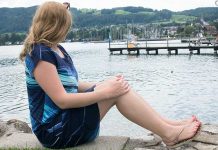 Ein warmer Sommertag am Traunsee Ein-Sommertag-am-Traunsee-blick-auf-den-see