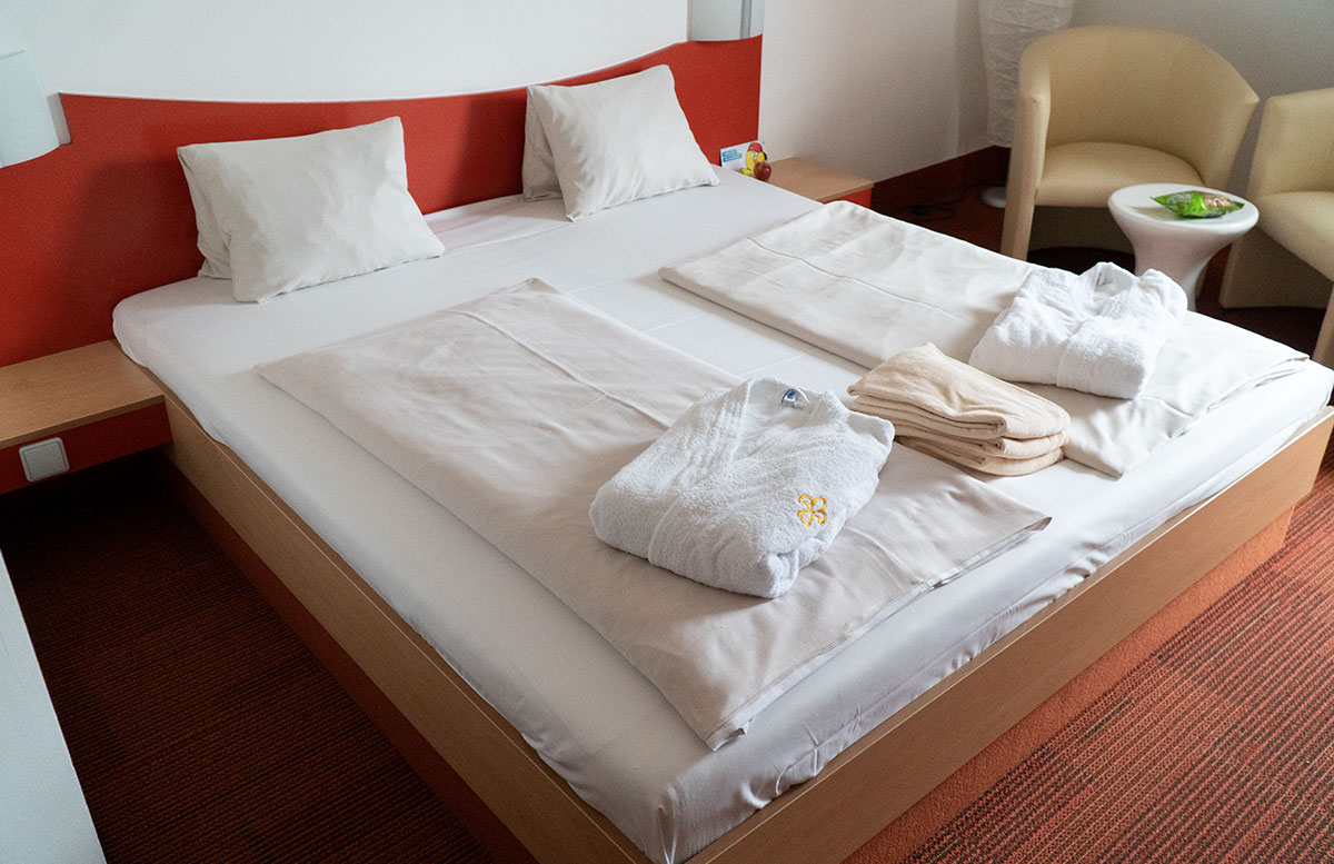 FIT-Familien--und-Gesundheitstage-in-der-H2O-Therme-zimmer