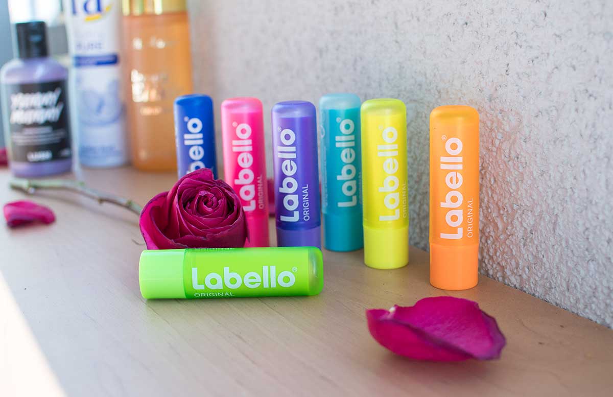 fa-soft-and-pure-beauty-favorit-des-monats-labello-neon-kollektion