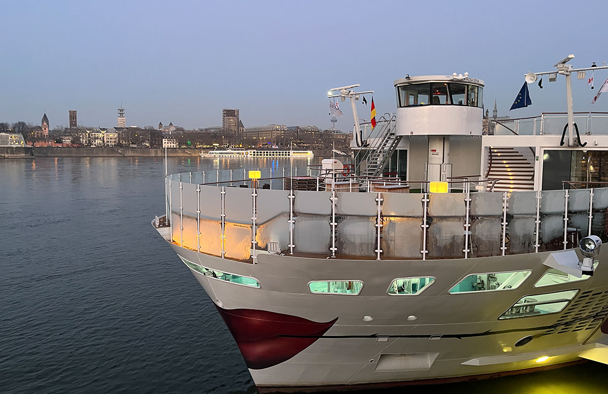 Familien-Flusskreuzfahrt-auf-der-A-ROSA-SENA-lippen-schiff