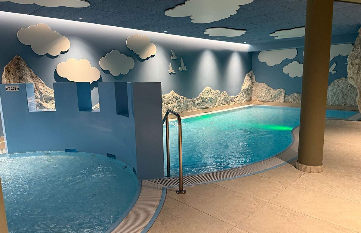 Familienhotel-Zauchenseehof-in-Zauchensee-babypools