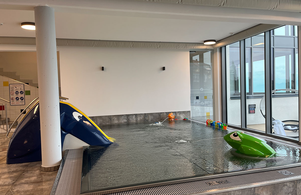 Familienresort-Petschnighof-mit-Bauernhof-in-Diex-babypool