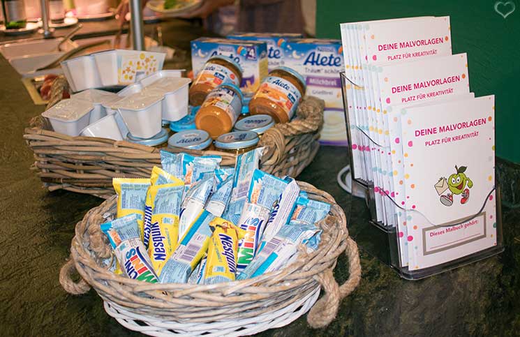 Familienurlaub-im-Hotel-Oberforsthof-in-St.-Johann-Alpendorf-kindermenü-malvorlagen