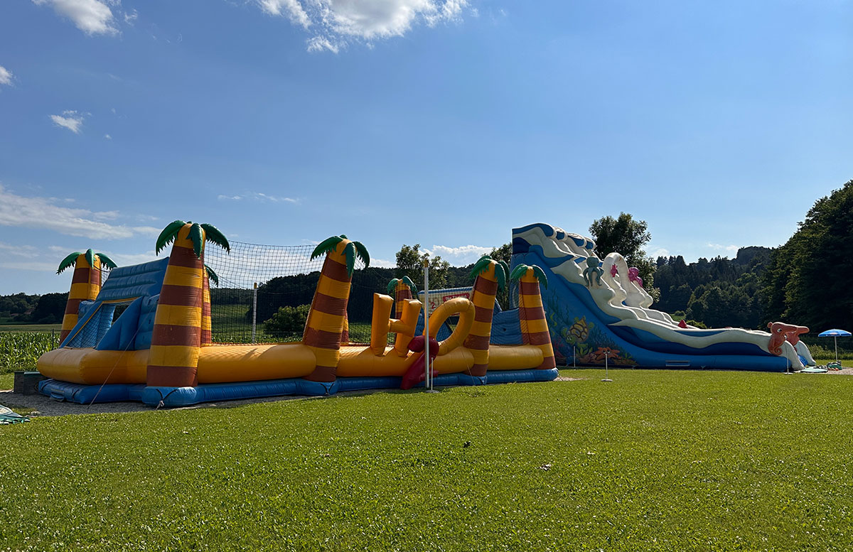 Familienurlaub-mit-Baby-in-der-H2O-Therme-hfburg