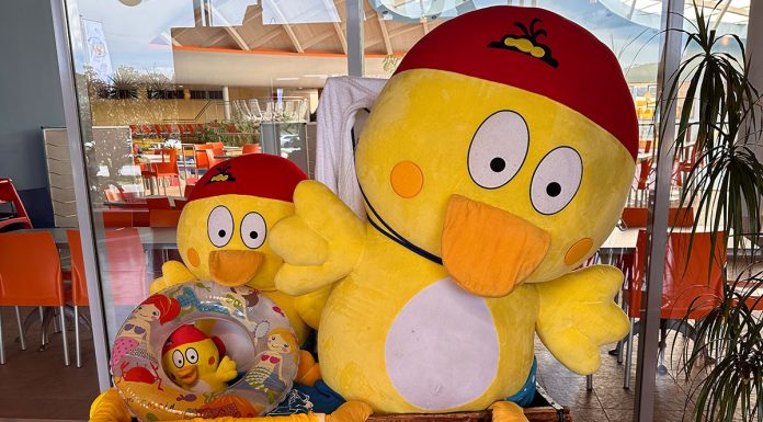 Familienurlaub mit Baby in der H2O Therme Familienurlaub-mit-Baby-in-der-H2O-Therme-hopiho-stofftier