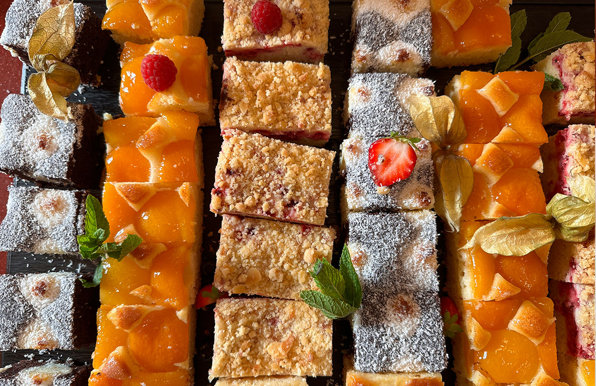 Familienurlaub-mit-Baby-in-der-H2O-Therme-kuchen