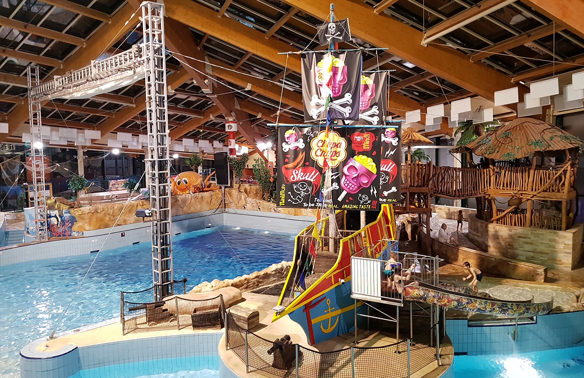 Family und Wellness Hotel Aquapalace Prague piratenschiff
