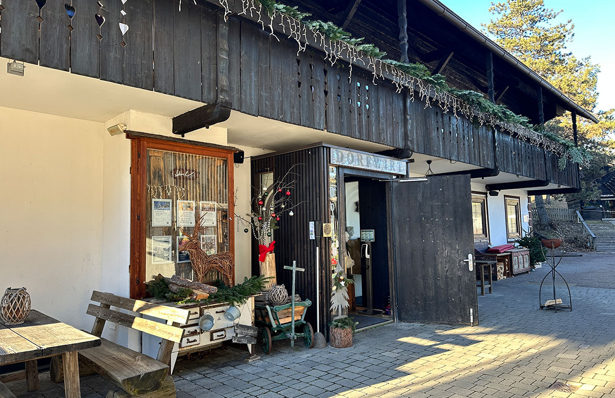 Feriendorf-Dorf-SCHÖNLEITN-beim-Faaker-See-dorfwirt