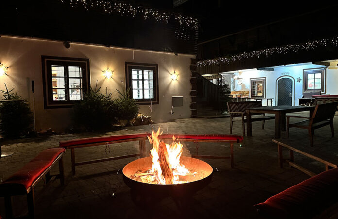 Feriendorf Dorf SCHÖNLEITN beim Faaker See Feriendorf-Dorf-SCHÖNLEITN-beim-Faaker-See-lsgerfeuer