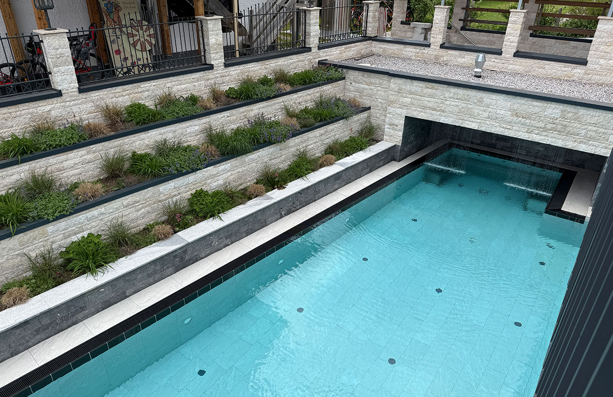 Ferienwelt-kesselgrub-outdoorpool