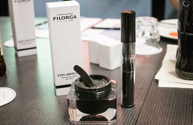 Filorga-Eyes-Absolute-Augenpflege-im-bild-mit-der-maske