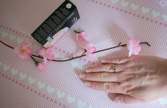 French Manicure mit Sensationail Gel Nagellack French-Manicure-mit-Sensationail-Gel-Nagellack-french-nails