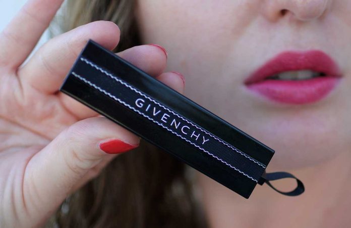 Givenchy Beauty Favorit des Monats Juli Givenchy-Beauty-Favorit-des-Monats-Juli-detail-givenchy-lippenstift
