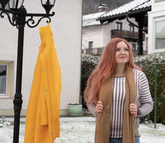 Goodbye 2020 – Wir werden dich nie vergessen Goodbye-2020-Wir-werden-dich-nie-vergessen-laterne-blick-nach-oben