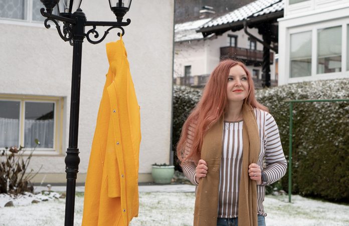 Goodbye 2020 – Wir werden dich nie vergessen Goodbye-2020-Wir-werden-dich-nie-vergessen-laterne-blick-nach-oben