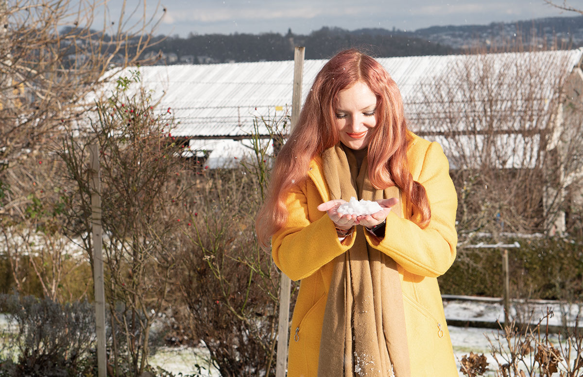 Goodbye-2020-Wir-werden-dich-nie-vergessen-schnee-pusten