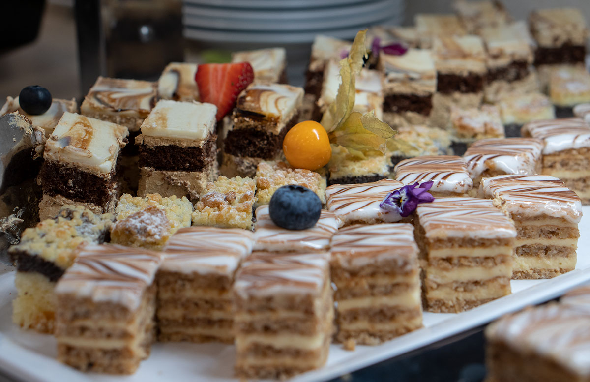 Greenfield-Hotel-Golf-und-Spa-und-Funcity-Bük-kuchen