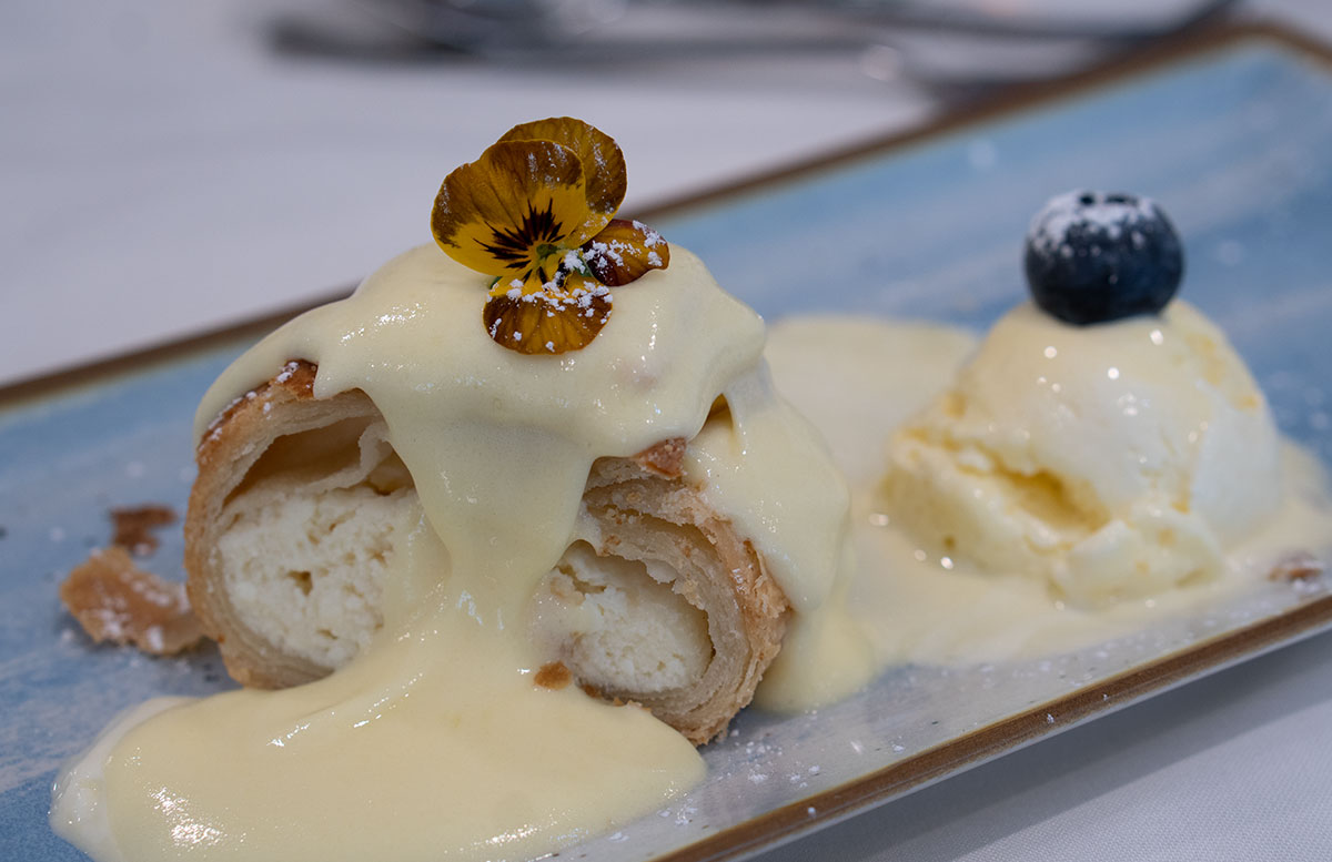 Greenfield-Hotel-Golf-und-Spa-und-Funcity-Bük-topfenstrudel