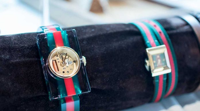 Gucci Schmuck Präsentation Herbst 2016 Gucci-Schmuck-Präsentation-Herbst-Winter-2016-grün-rot-grüne-Uhr