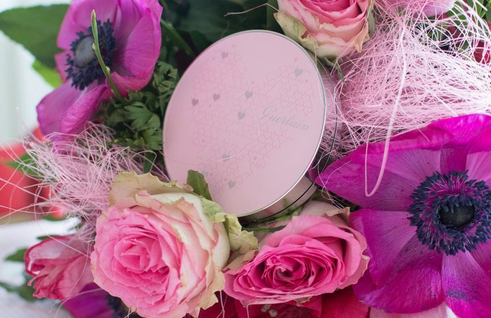 Guerlain Valentinstag – METEORITES Heart shape Palette