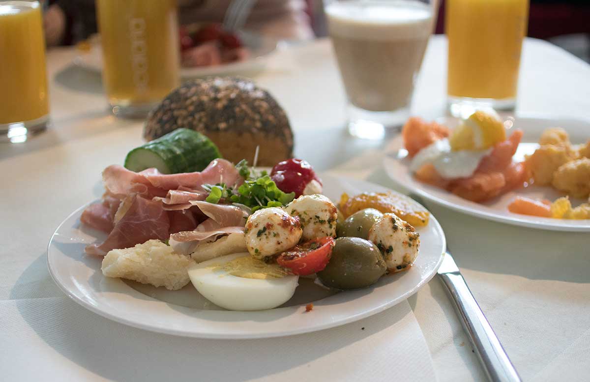 Haarmania 2017 Ausflug nach St. Wolfgang scalaria hotel frühstück