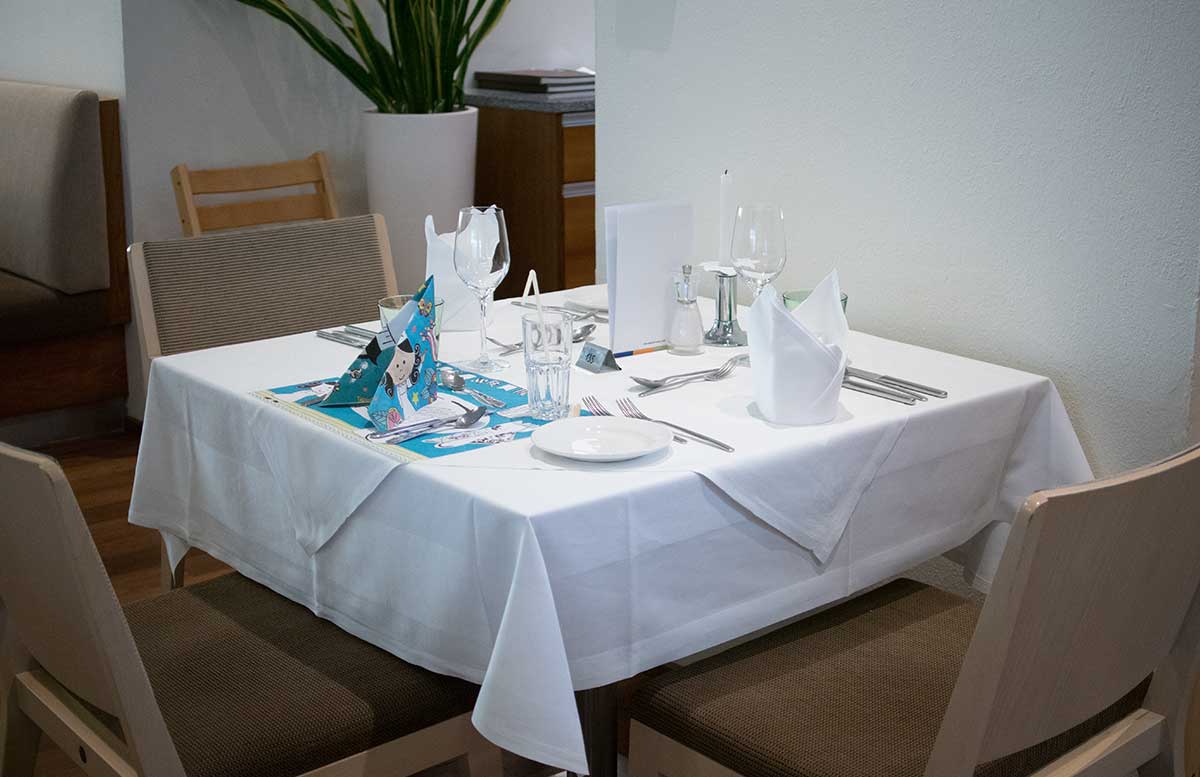 Hotel Allegria Resort Stegersbach by Reiters essen tisch abendessen