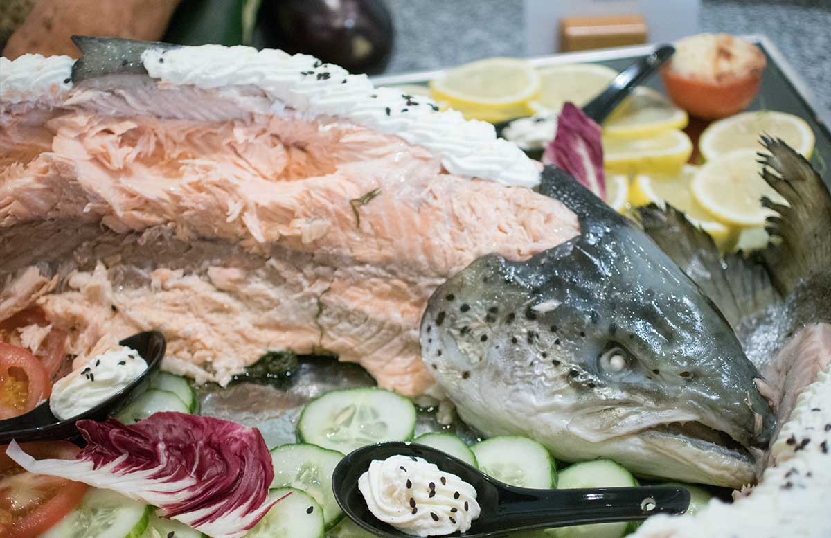 Hotel Allegria Resort Stegersbach by Reiters essen tisch abendessen lachs Hotel Allegria Resort Stegersbach by Reiters essen tisch abendessen lachs