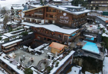 Hotel Alpin Juwel in Saalbach Hinterglemm Hotel-Alpin-Juwel-in-Saalbach-Hinterglemm-hotel-von-oben