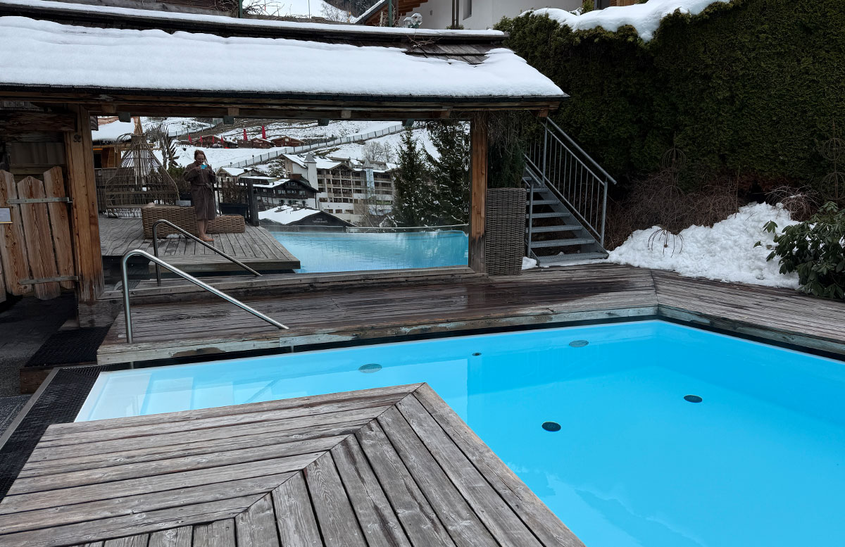 Hotel-Alpin-Juwel-in-Saalbach-Hinterglemm--outdoor-pool