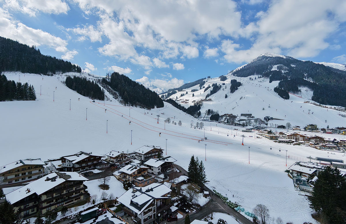 Hotel-Alpin-Juwel-in-Saalbach-Hinterglemm-skipiste