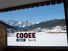Hotel-COOEE-alpin-Dachstein-in-Gosau-blick-aus-dem-fenster