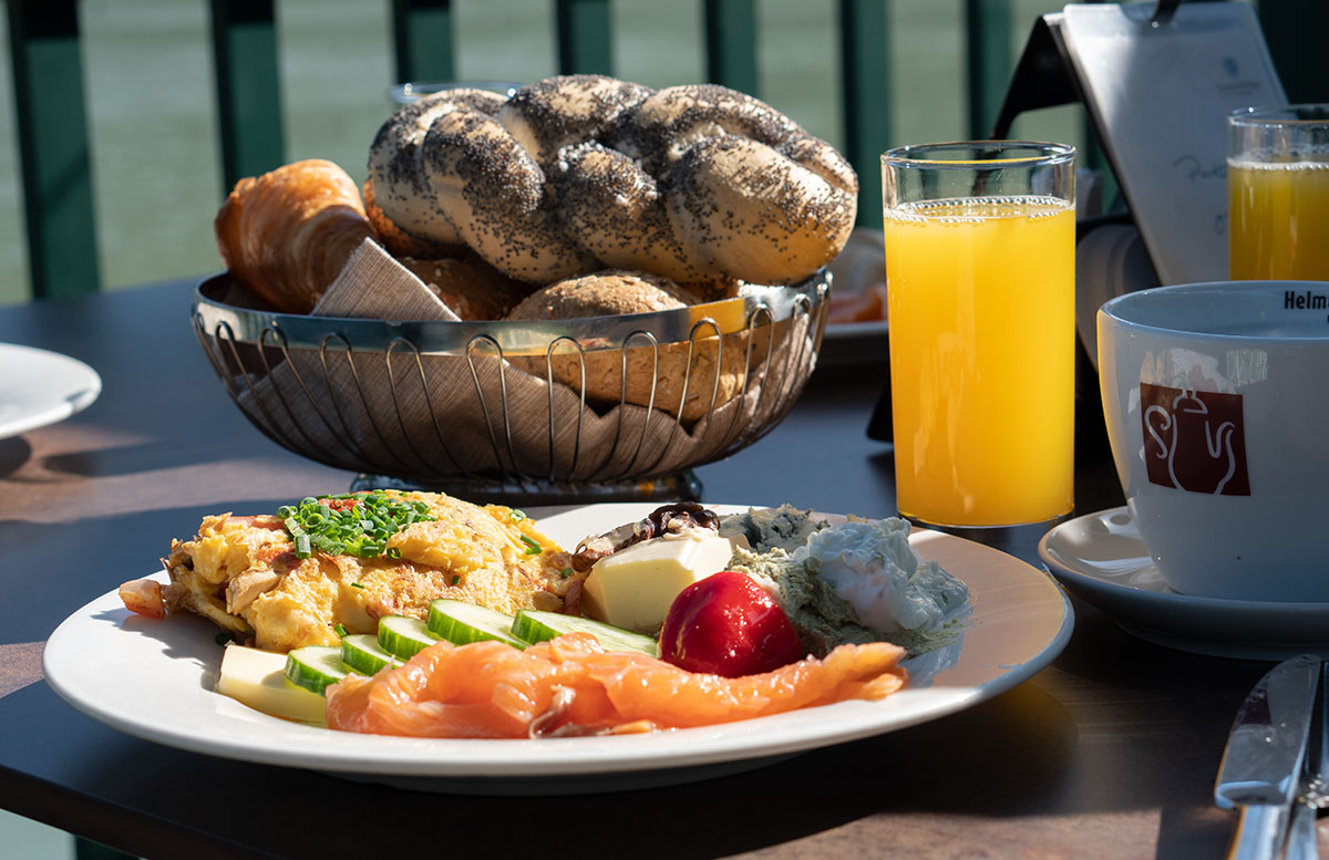 Hotel-Donauschlinge-bei-der-Schlögener-Schlinge-frühstück