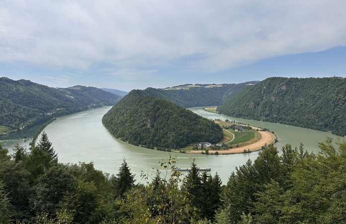 Hotel Donauschlinge bei der Schlögener Schlinge Hotel-Donauschlinge-bei-der-Schlögener-Schlinge-schlögener-blick