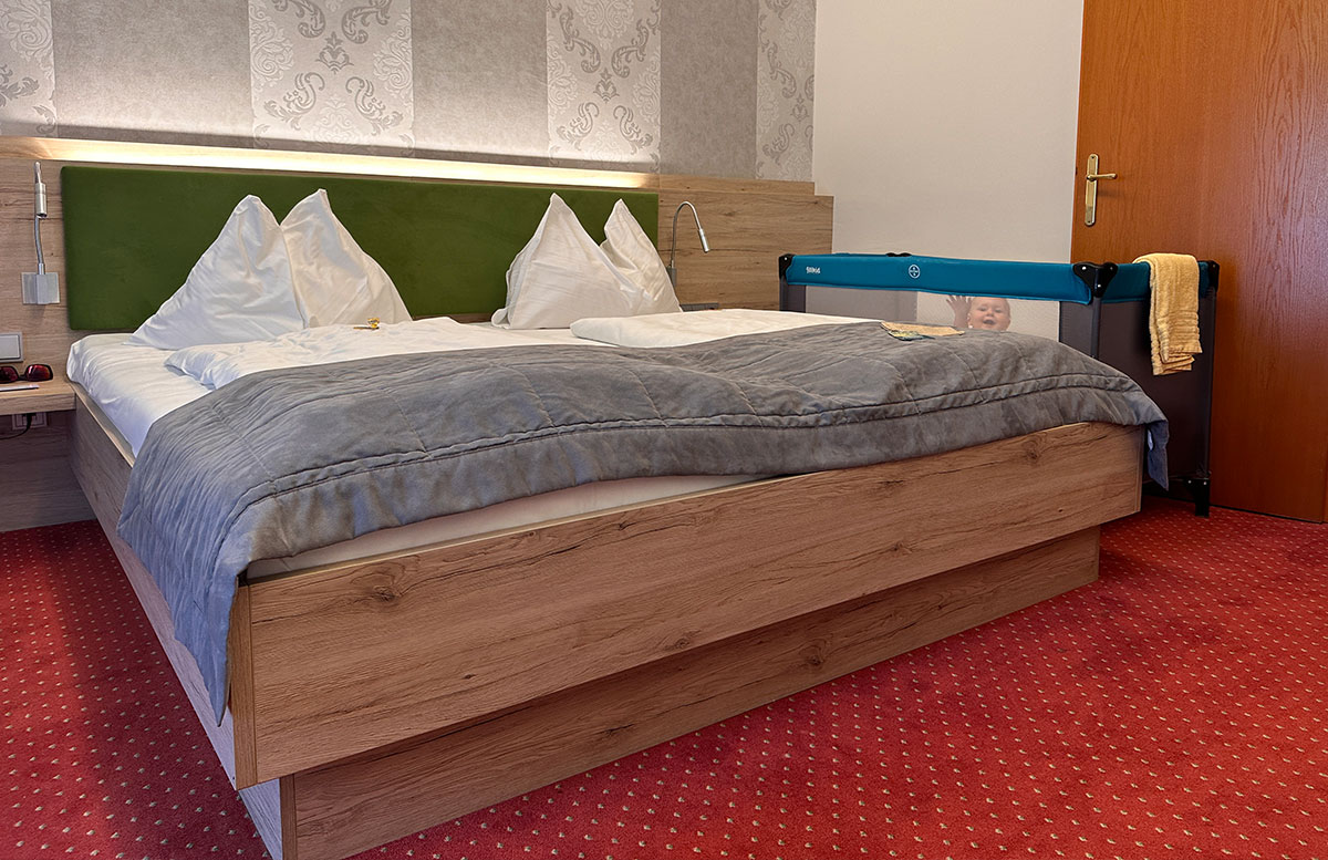 Hotel-Donauschlinge-bei-der-Schlögener-Schlinge-zimmer