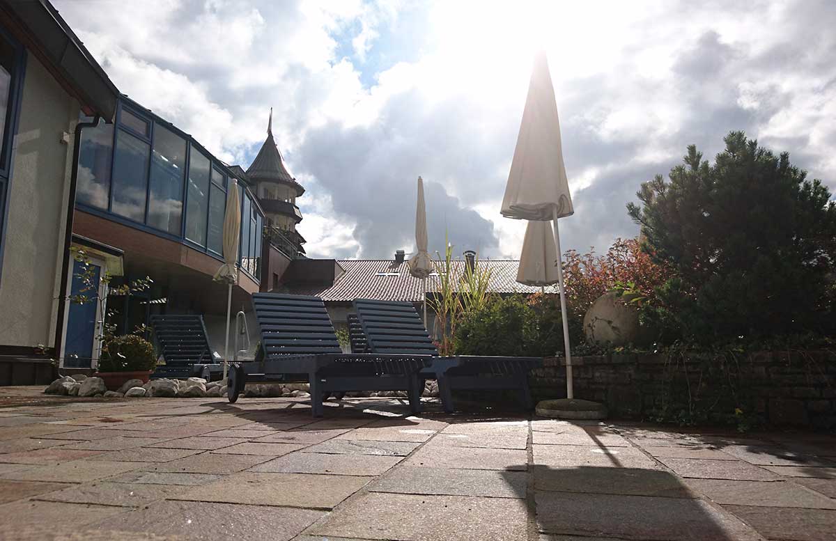 hotel-ebners-waldhof-am-see-outdoor-wellness