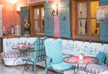 Hotel Ebner’s Waldhof am See Hotel-Ebner's-Waldhof-am-See-vor-dem-frühstücksraum-2