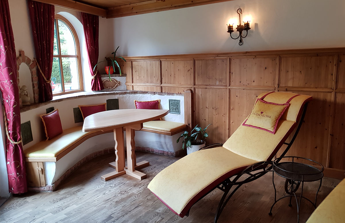 Hotel Gasteiger Jagdschlössl in St. Johann in Tirol wellnessbereich