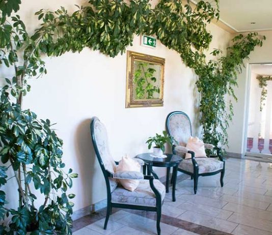 Hotel Seehof am Walchsee in Tirol Hotel-Seehof-am-Walchsee-flur-ecke