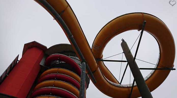 Hotel Sonnenpark bei der Sonnentherme Lutzmannsburg Hotel-Sonnenpark-bei-der-Sonnentherme-Lutzmannsburg-rutschen-großaufnahme