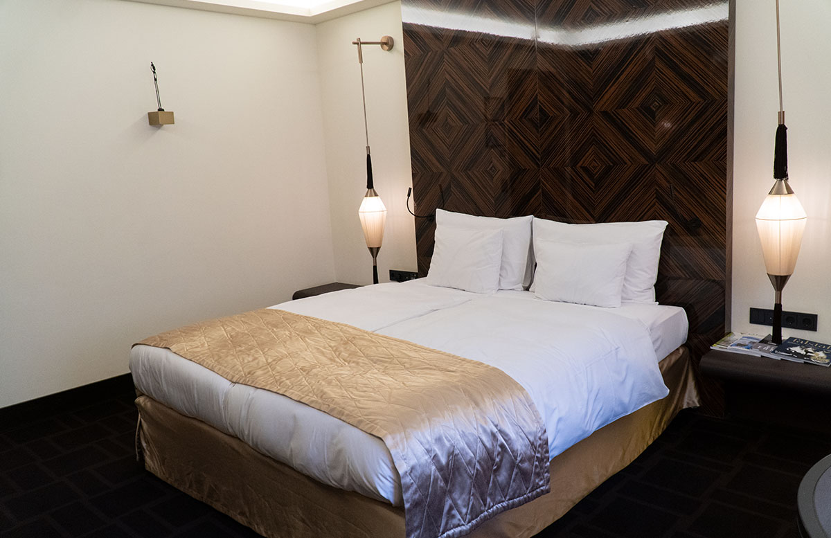 Hotel-Topaz-Lamee-in-Wien-bett