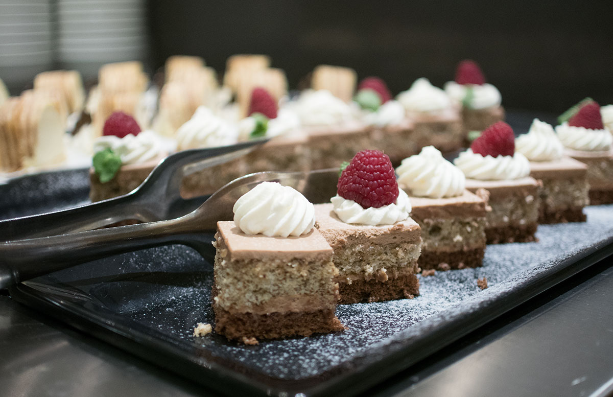 Thermenhotel DAS SONNREICH in Loipersdorf essbereich kuchen
