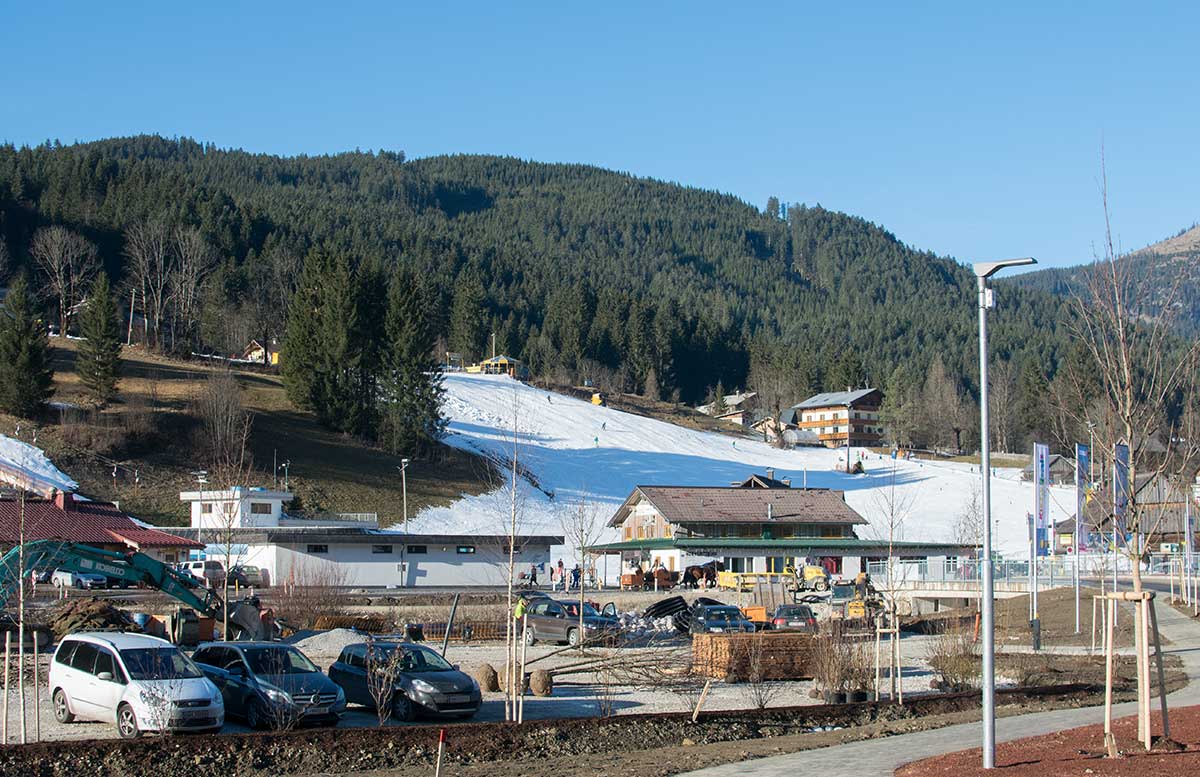 leading-family-hotel-and-resort-dachsteinkoenig-skipiste
