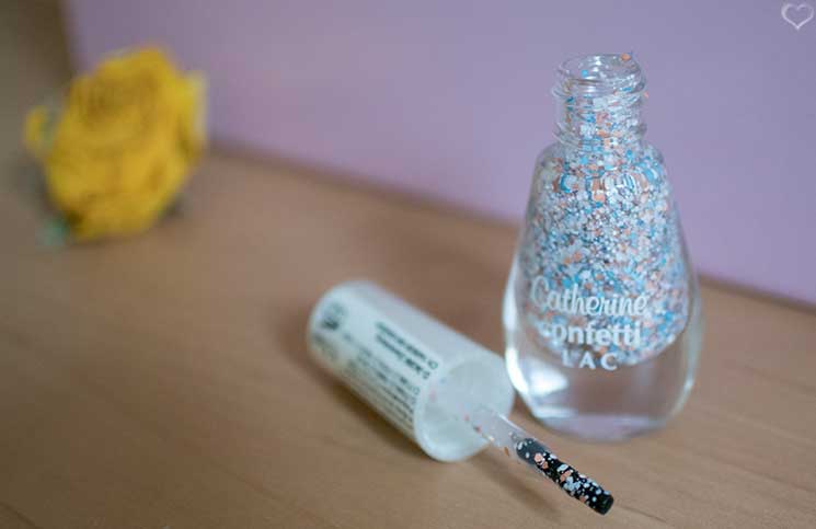Love-is-in-the-air-Glossybox-Februar-catherine-nagellack