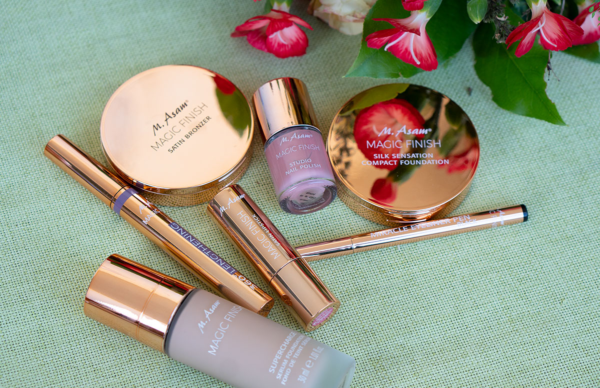 M.-Asam-Beauty-Silvester-Make-up-2021-foundation