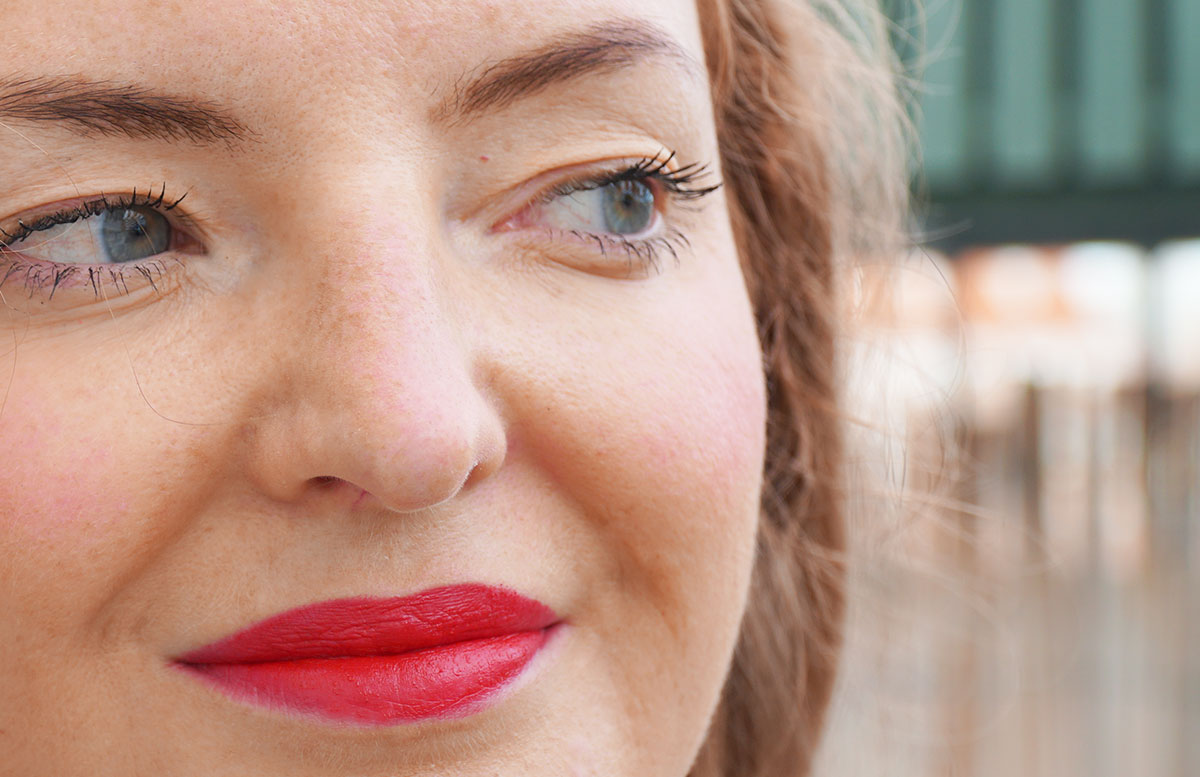 M.-Asam-Magic-Finish-Make-up--und-Collagen-Lift-geschminkt