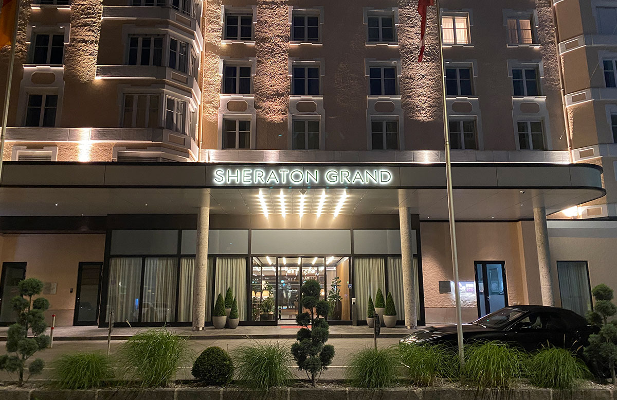 Mein-Geburtstag-im-Sheraton-Grand-Hotel-Salzburg-hotel-von-aussen